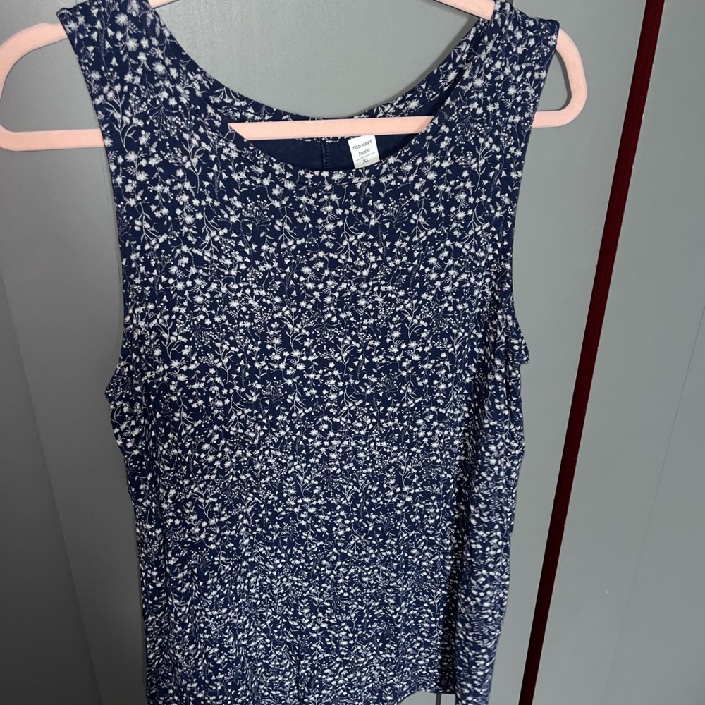 Old Navy Navy and White Floral Tank Top